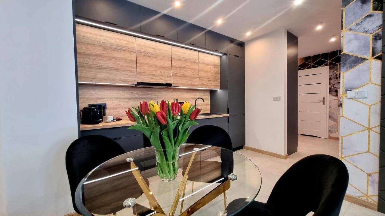Nook Nook Apartments Bytkowska 103 Катовице Екстериор снимка